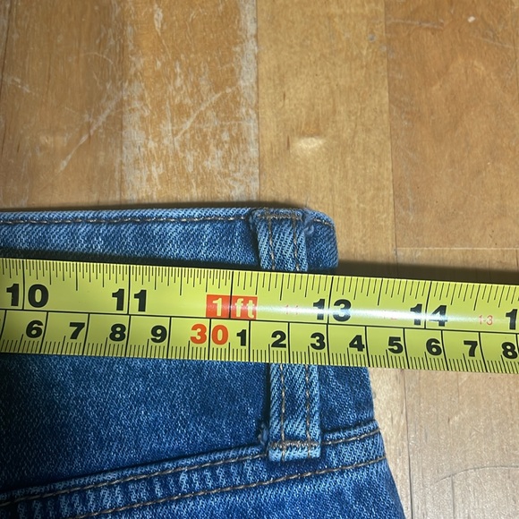 Women’s Lucky Brand high rise tomboy jeans - Picture 9 of 11